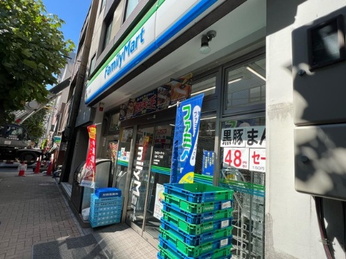 ファミリーマート 入船一丁目店 パークハウス八丁堀リバーサイド 周辺画像3