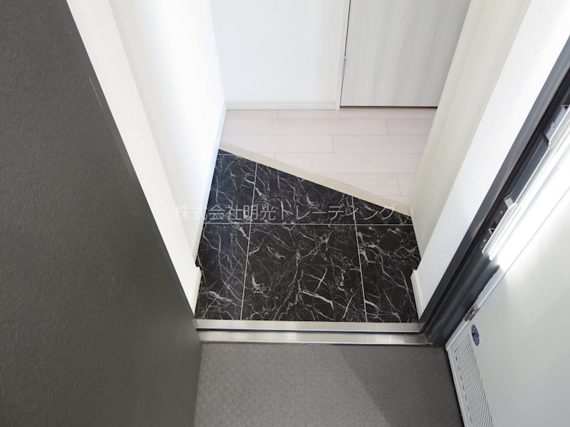 玄関 FUTIVAL横浜シティ 玄関