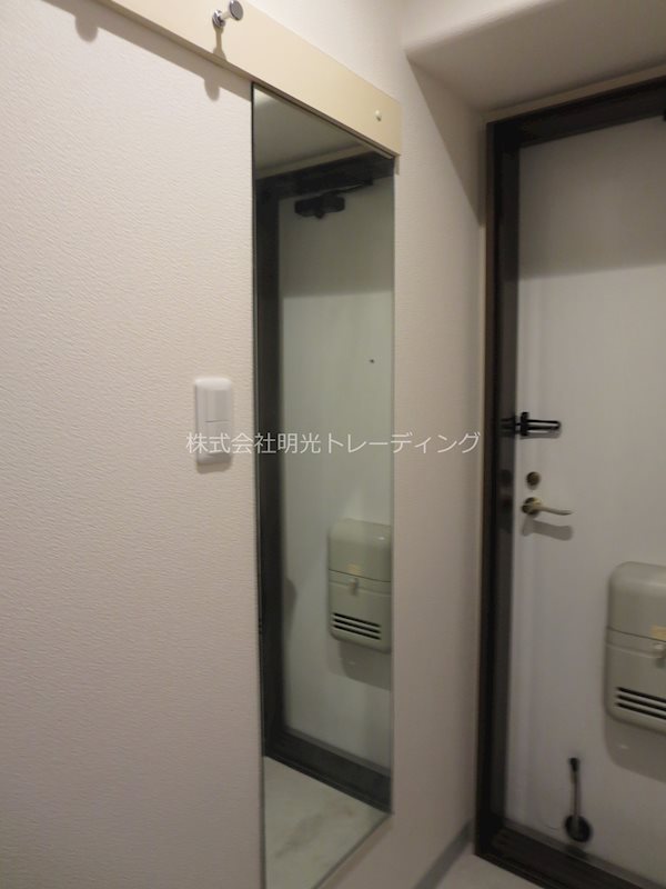 ｴﾝｾﾞﾙ川口ｸﾞﾘｰﾝﾊｲﾂ 玄関