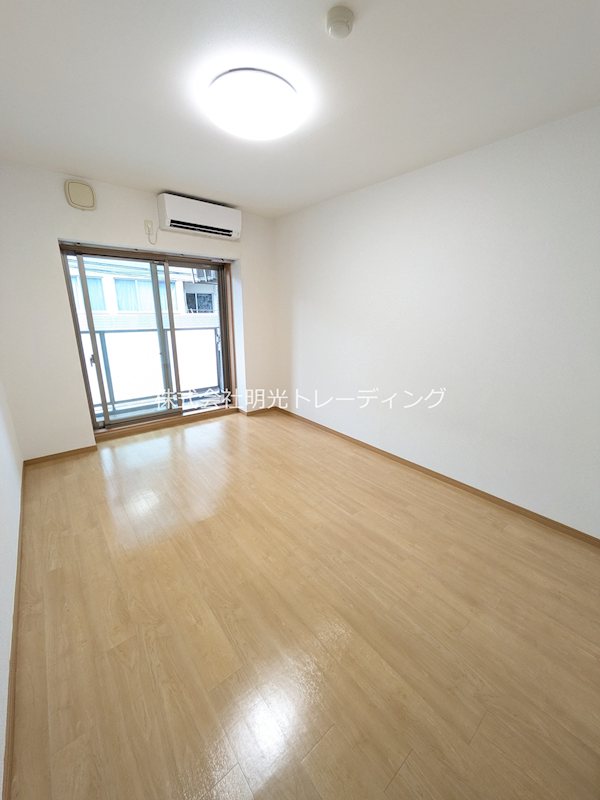 ﾌﾟﾚｰﾙﾄﾞｩｰｸ横浜WEST リビング