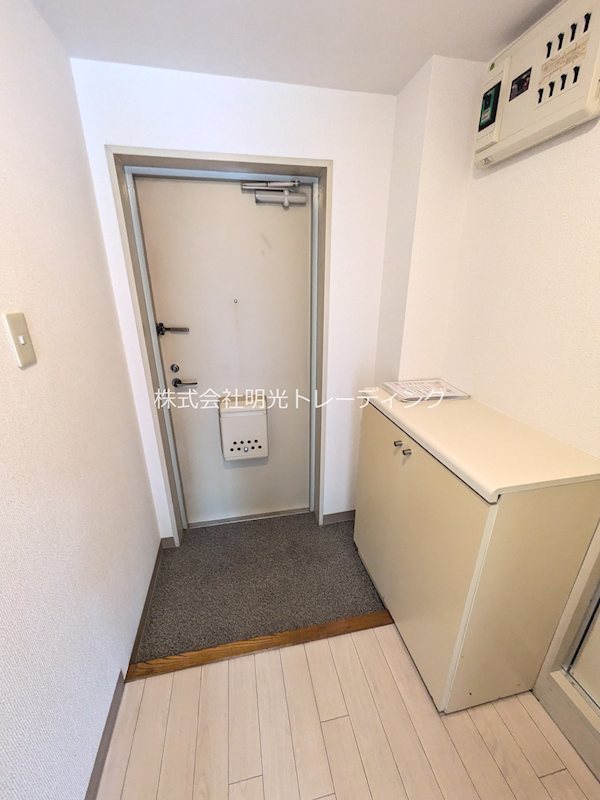 玄関 ライオンズプラザ井土ヶ谷弐番館 玄関