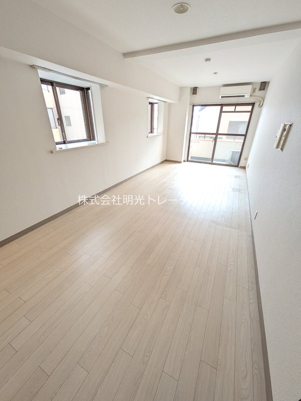 リビング ライオンズプラザ井土ヶ谷弐番館 リビング