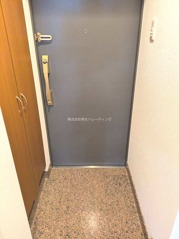 ﾙｰﾌﾞﾙ東馬込 玄関