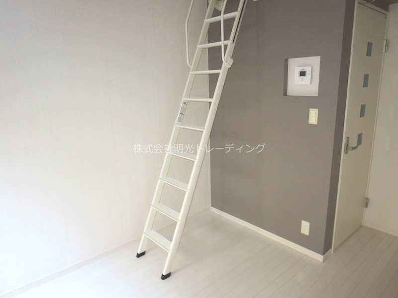 ﾌﾟﾘﾐｴｰﾙ古淵 リビング