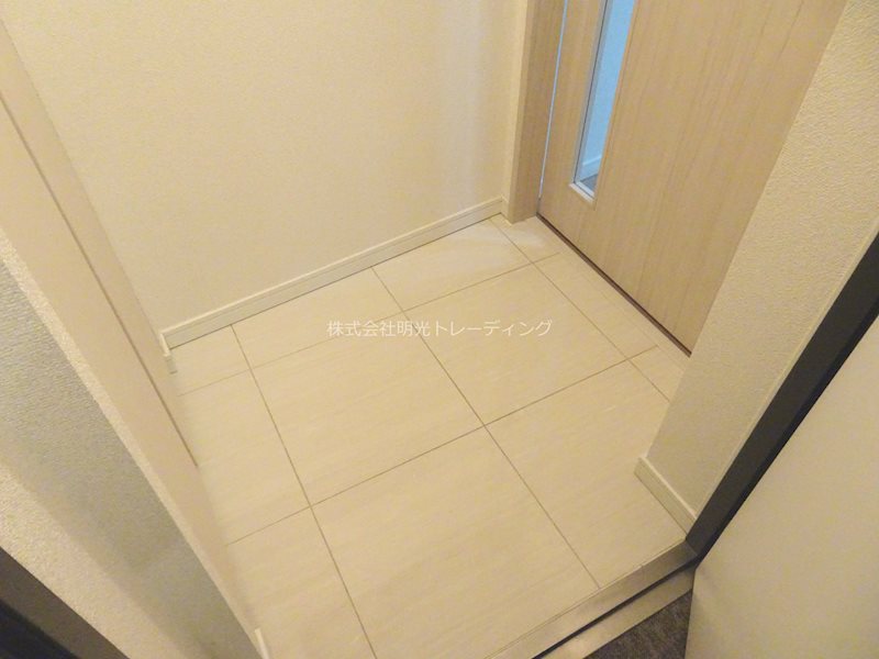 ﾒｲｸｽﾃﾞｻﾞｲﾝ南青山 玄関
