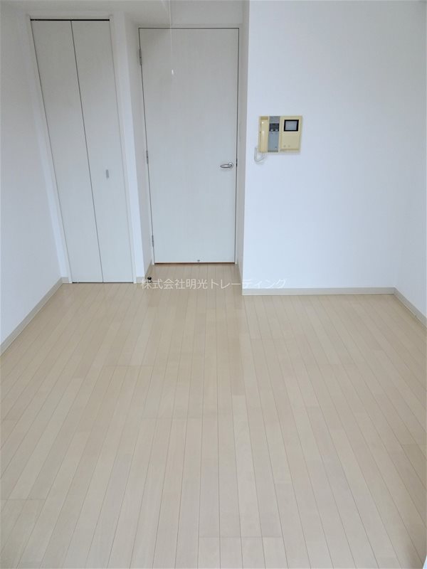 ﾌｧｰｽﾄﾌﾟﾚｲｽ東向島 ベッドルーム