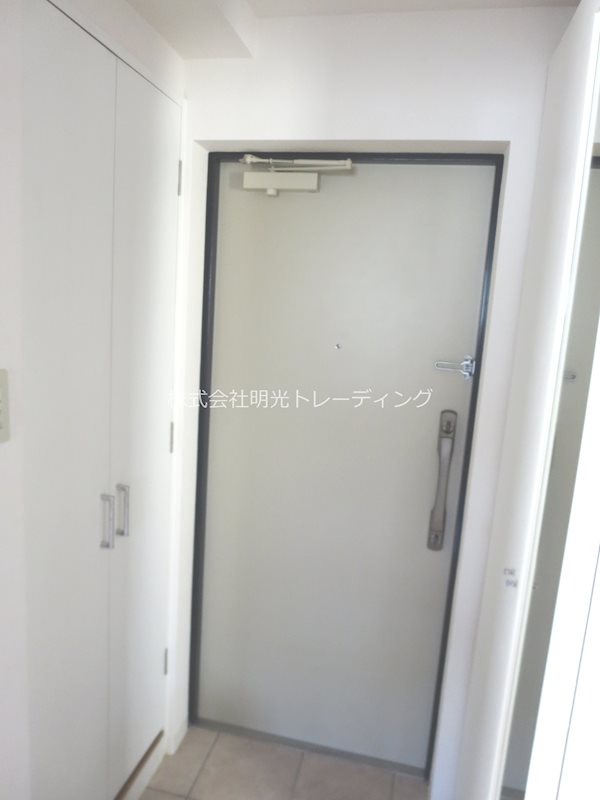 八丁堀アムフラット 玄関