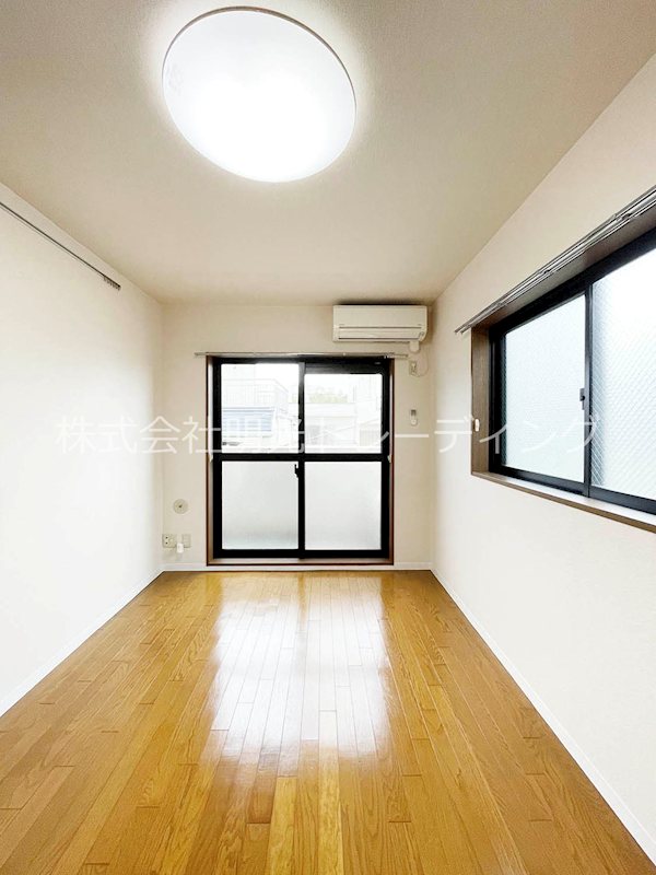 ｽｶｲｺｰﾄ池袋第5 リビング