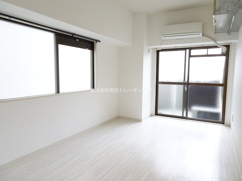 ﾒｿﾞﾝ･ﾄﾞ･ﾘﾍﾞﾗﾙ リビング