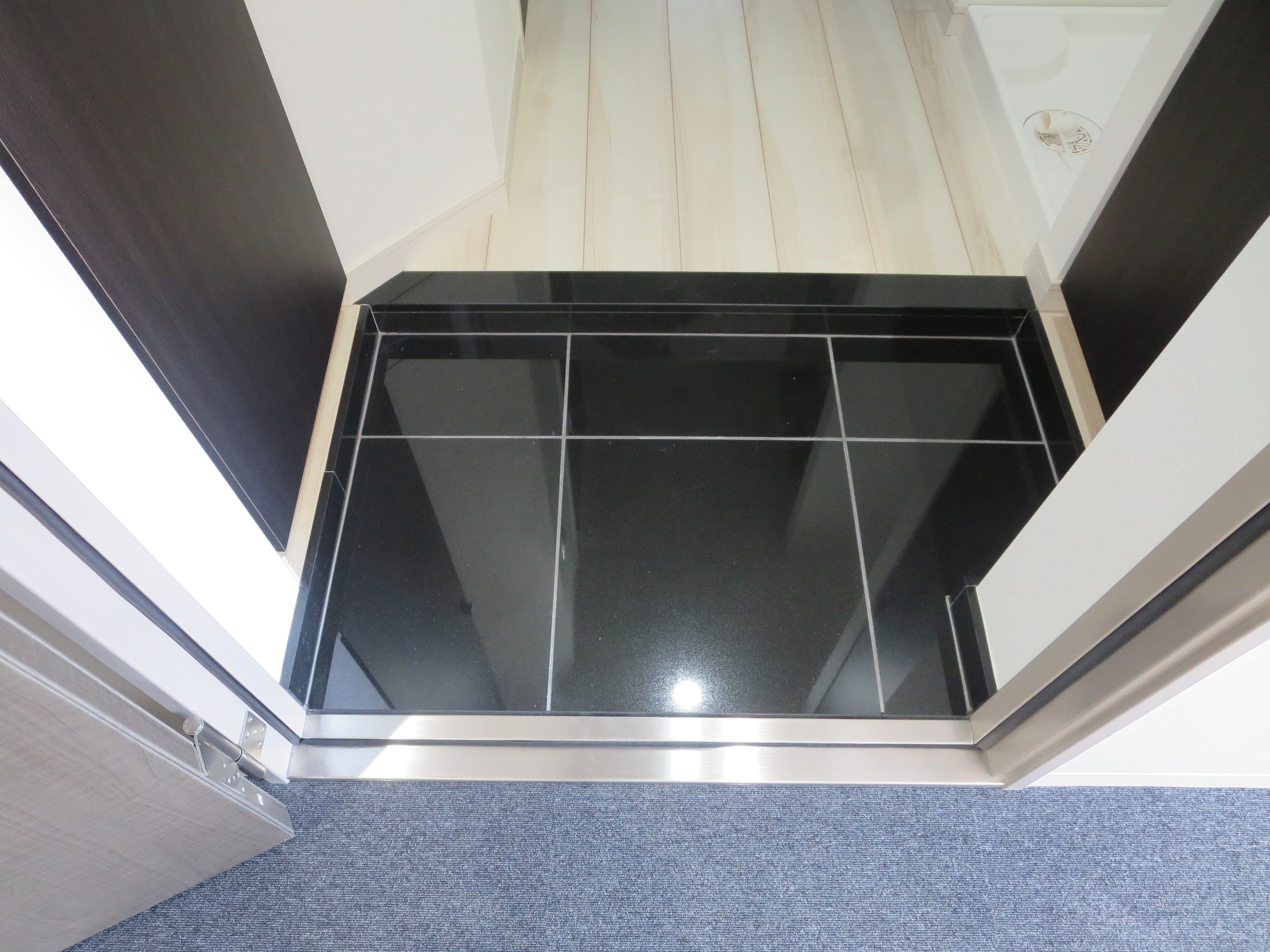 ｳﾞｧﾚｯｼｱ川口幸町ｼﾃｨ 玄関