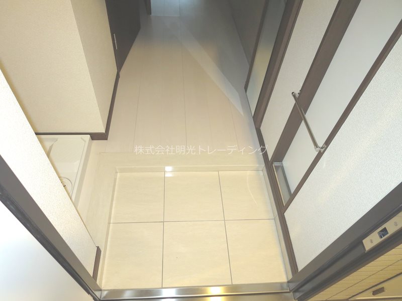 ｸﾞﾗﾝﾌｫｰｽ北綾瀬 玄関