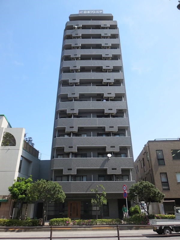 ｸﾚｱｼｵﾝ市ヶ谷西 204号室 外観