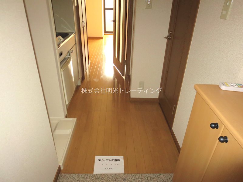 ｸﾚｱｼｵﾝ市ヶ谷西 玄関