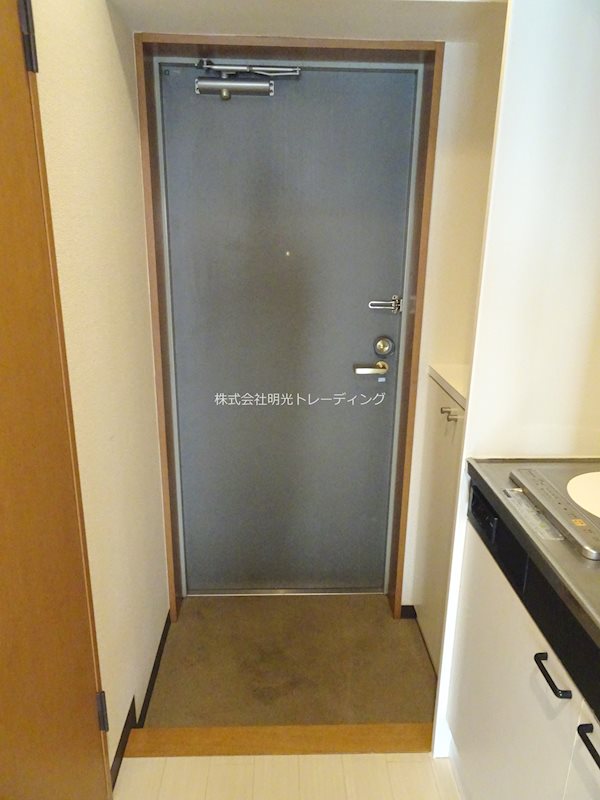 プレール三田 玄関