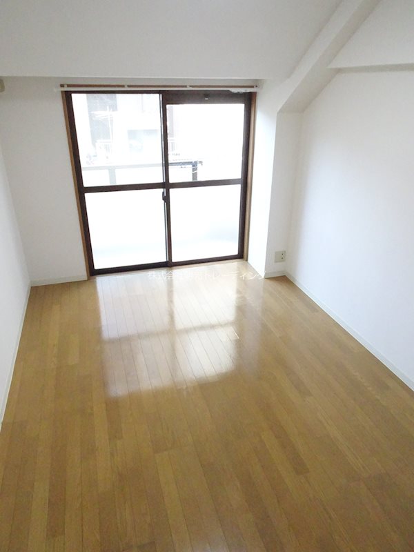 プレール三田 ベッドルーム