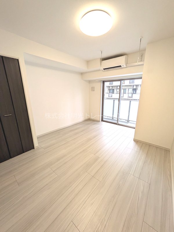 ヴァレッシア上野North City リビング