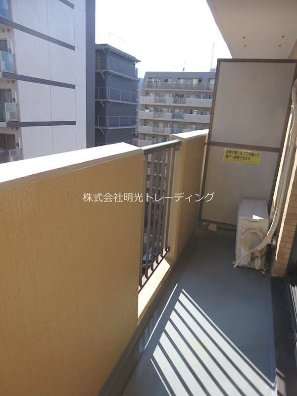 ﾗｲｵﾝｽﾞﾏﾝｼｮﾝ伊勢佐木町通り  ベランダ