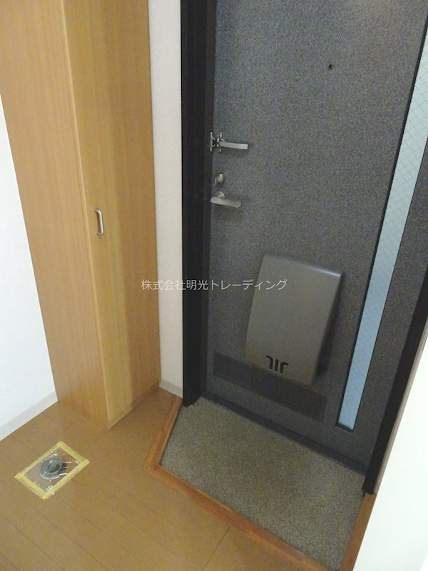 シャーメゾン上北沢 玄関