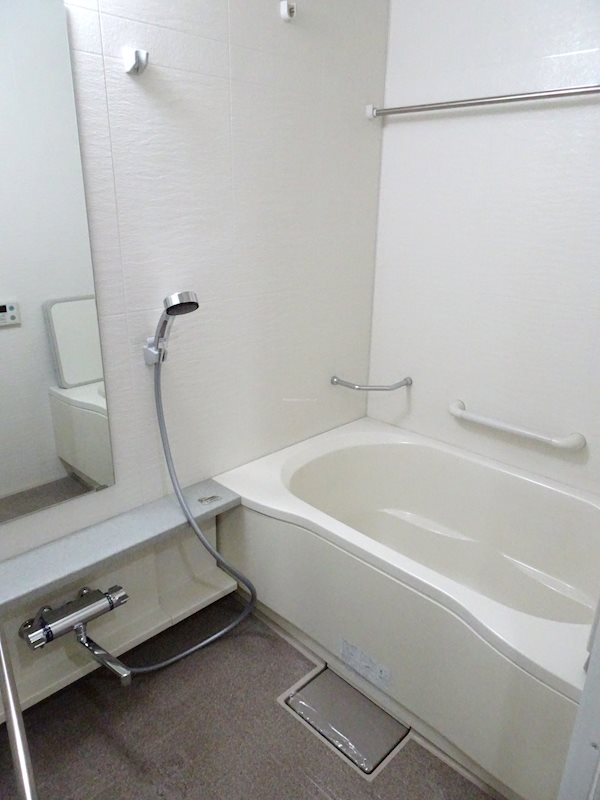 ｸﾞﾗﾝｼﾃｨﾃﾞｭｱﾙｽﾃｰｼﾞ ﾗ･ﾙｰﾁｪ 風呂画像