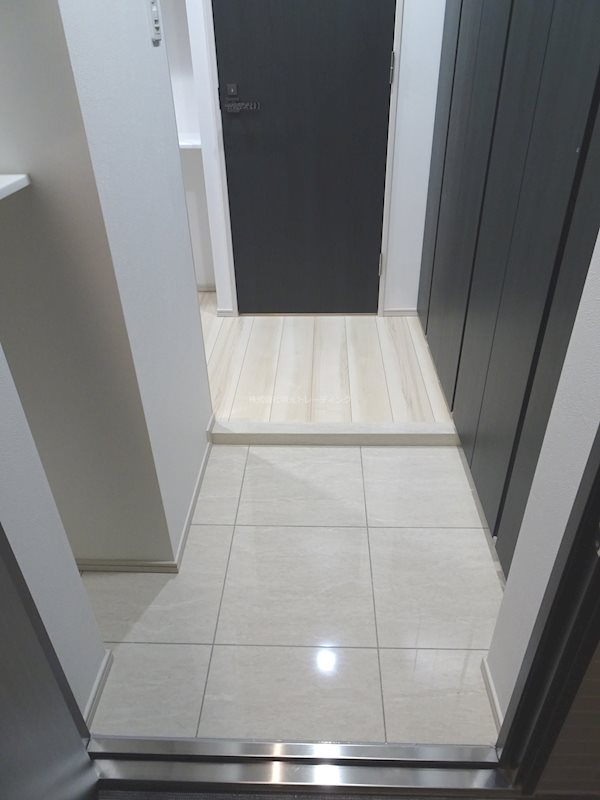 ｳﾞｧﾚｯｼｱ早稲田駅前ｼﾃｨ 玄関