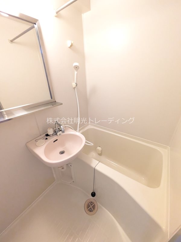 ｴｸｾﾘｱ文京池之端  風呂画像
