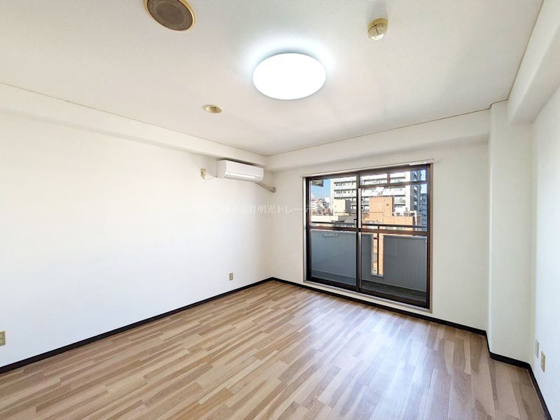 ｴｸｼｰﾙ伊勢佐木 リビング