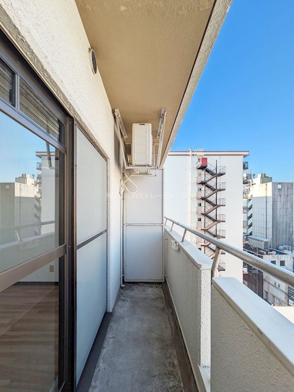 ｴｸｼｰﾙ伊勢佐木 ベランダ