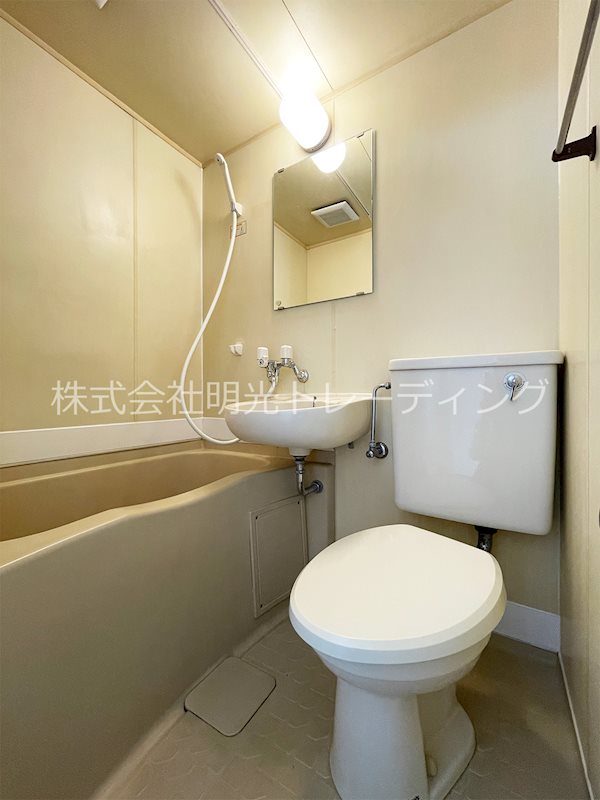 ﾒｿﾞﾝ・ﾄﾞ・ﾏﾄﾞﾘｴ 風呂画像