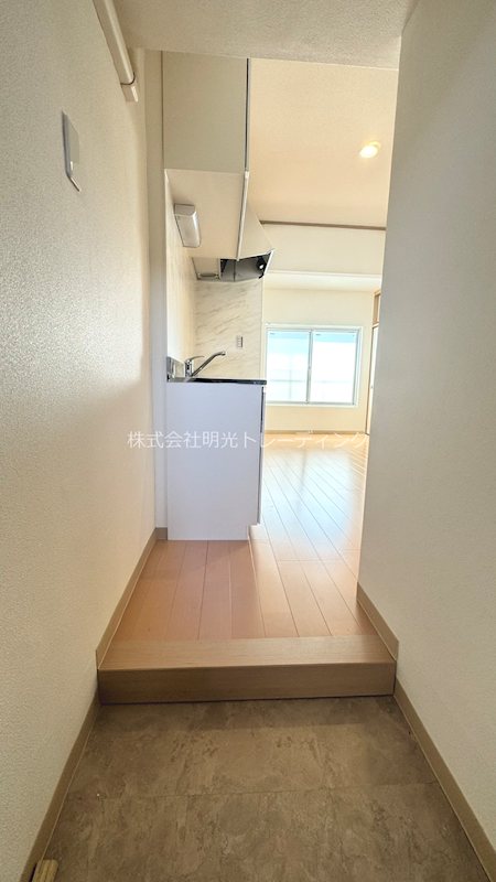 大久保ﾛｰﾔﾙｺｰﾎﾟ 玄関