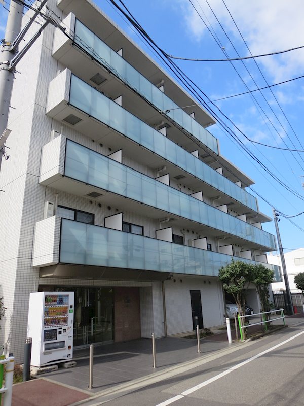 AZEST志村坂上 305号室 外観