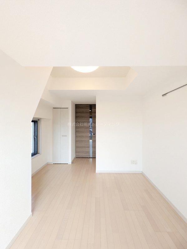 AXAS池袋本町 リビング