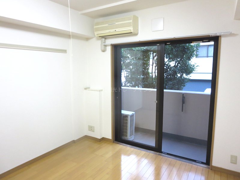 ｿｱﾌﾞｰﾙ西早稲田 リビング