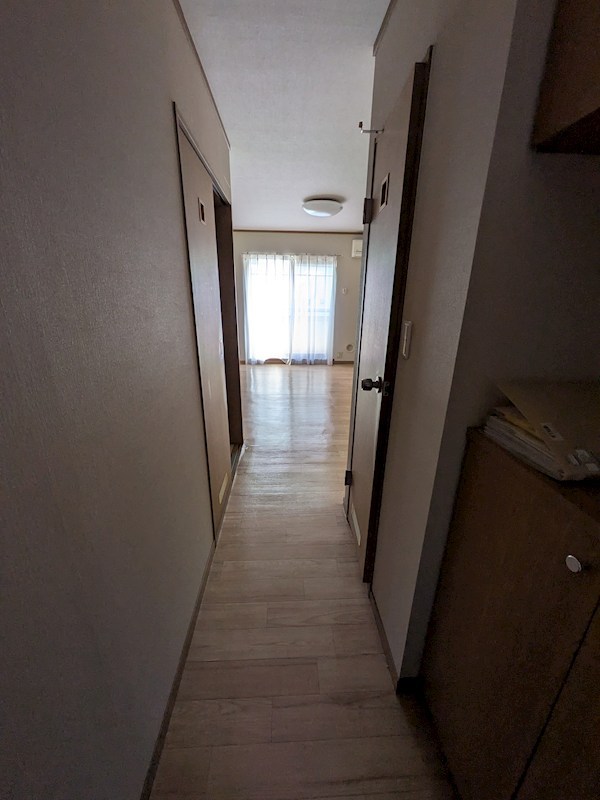 清水学生会館A館 玄関