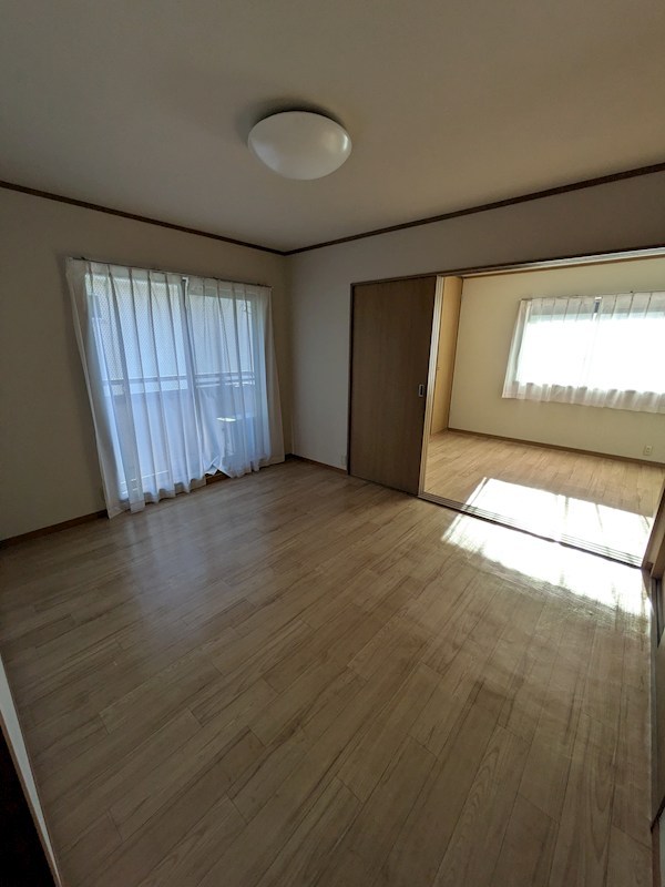 清水学生会館A館 リビング