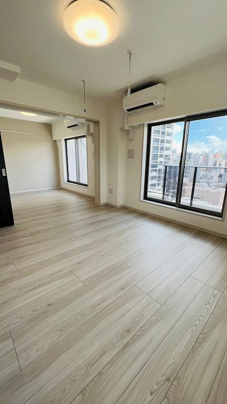 ｳﾞｧﾚｯｼｱ上野NorthCityⅡ リビング