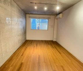 ＧC用賀 玄関