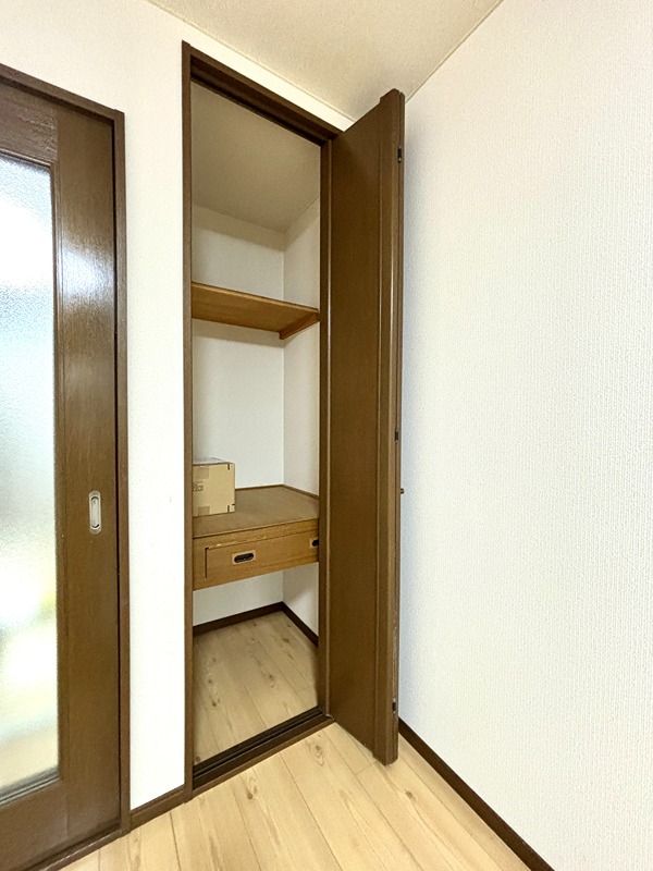 サンパーク清水B棟 収納