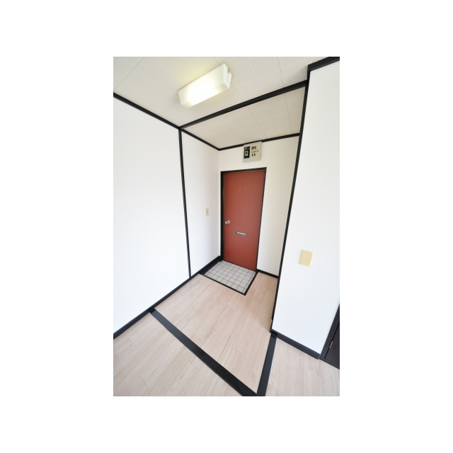 Fシングルハイツ 玄関