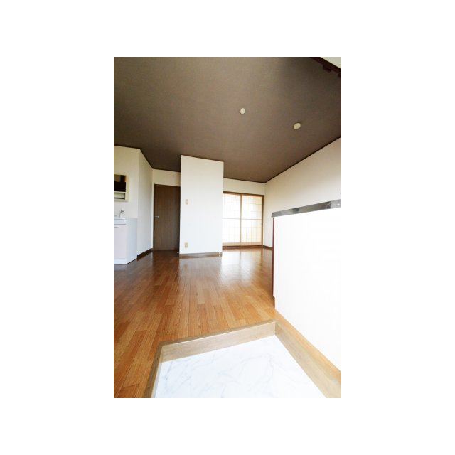 おもてなし壱番館 玄関
