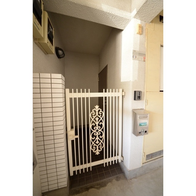 ドエル池田 玄関
