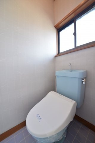 桜林住宅（大里3854） トイレ