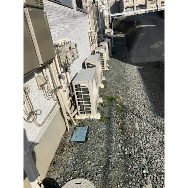 クレヨンハウスレッド 外観