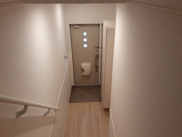 アヴニール　ラディユ　Ⅱ 玄関