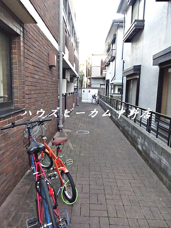 その他11