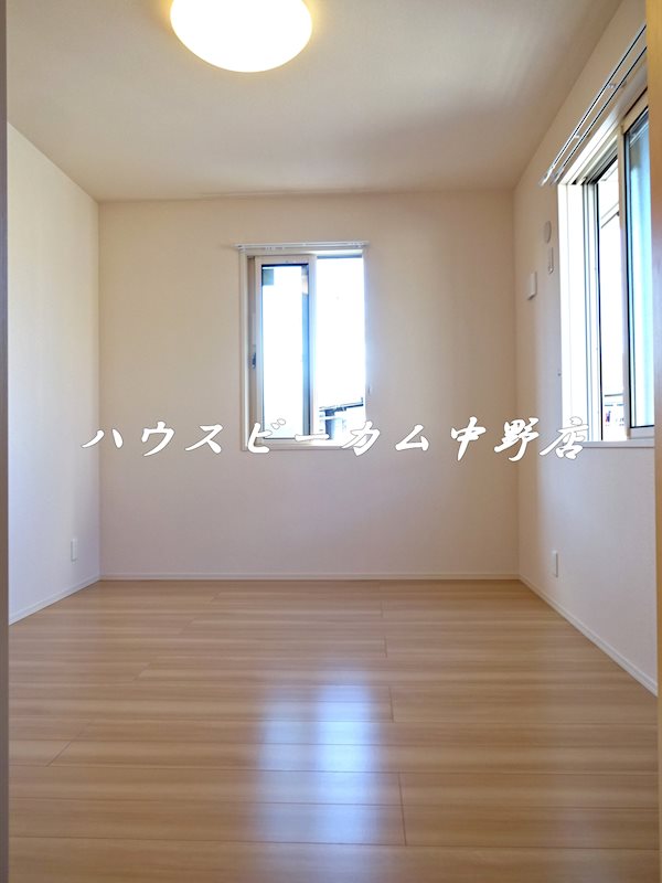 ベッドルーム