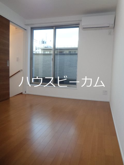 ベッドルーム