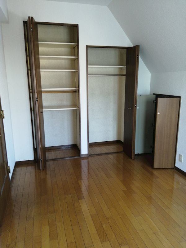 ベッドルーム