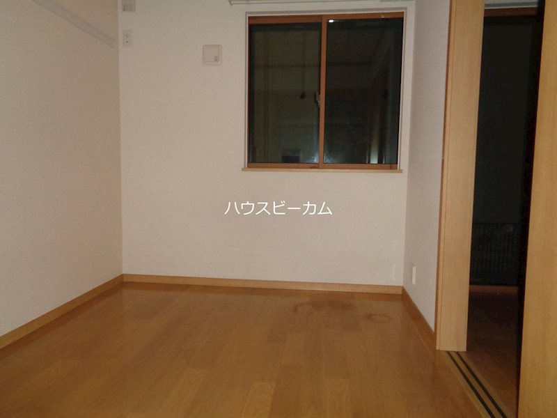 ベッドルーム