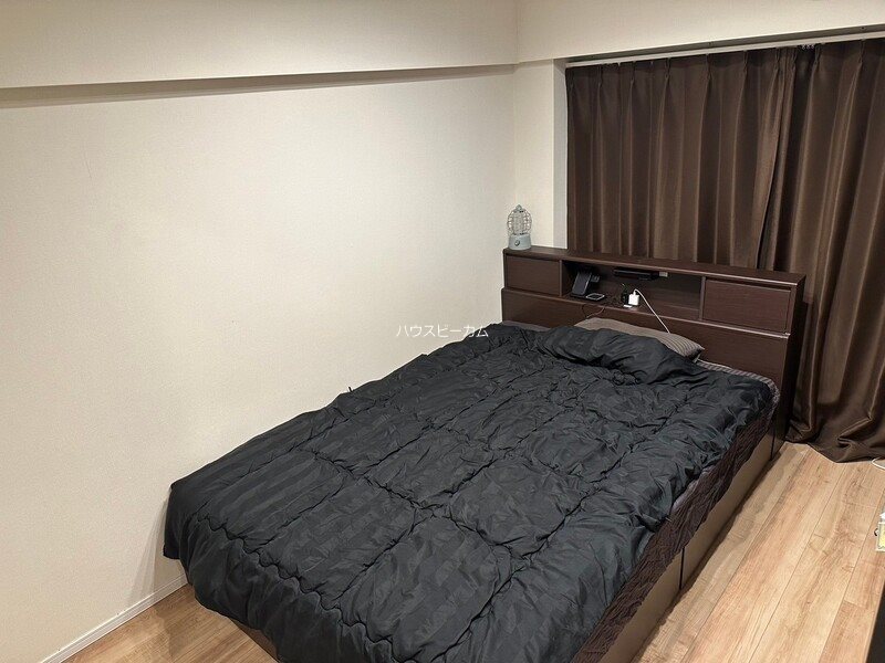 ベッドルーム