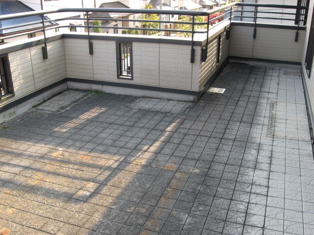 栃木県宇都宮市豊郷台２丁目26-13 ベランダ